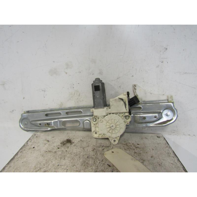Leve vitre electrique arriere droit OPEL SIGNUM Photo n°1