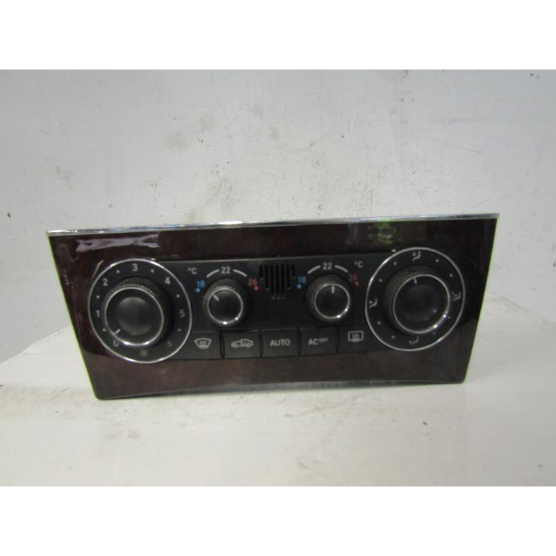 Commande chauffage MERCEDES CLASSE C 203 Photo n°1