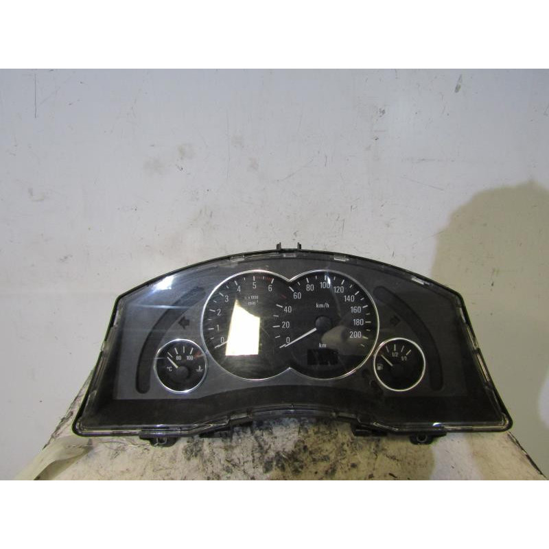 Compteur OPEL MERIVA A Photo n°1