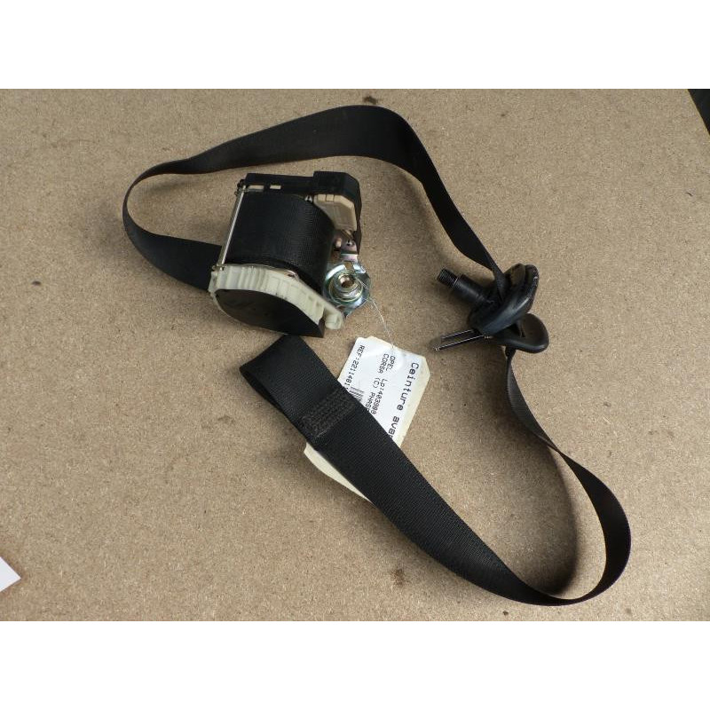 Ceinture avant droit OPEL CORSA C Photo n°1