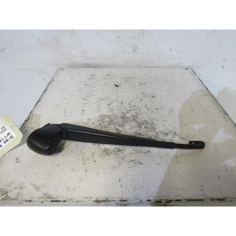 Bras essuie glace arriere AUDI A3 1 Photo n°1