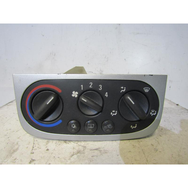 Commande chauffage OPEL CORSA C Photo n°1