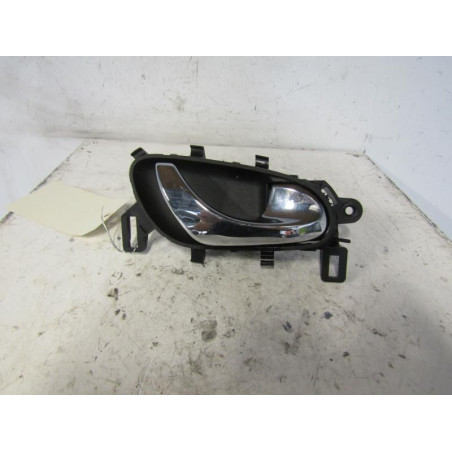 Poignee interieur arriere droit NISSAN QASHQAI 2