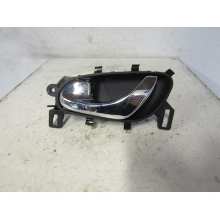 Poignee interieur arriere gauche NISSAN QASHQAI 2