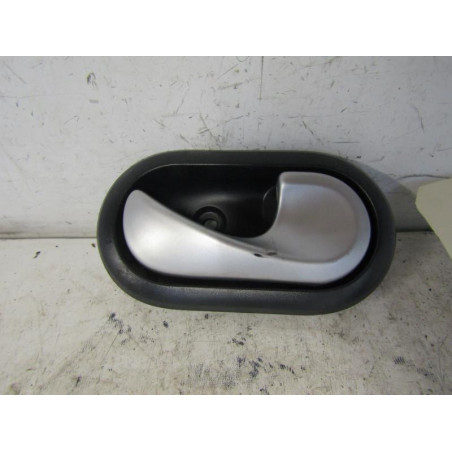 Poignee interieur arriere droit DACIA SANDERO 1