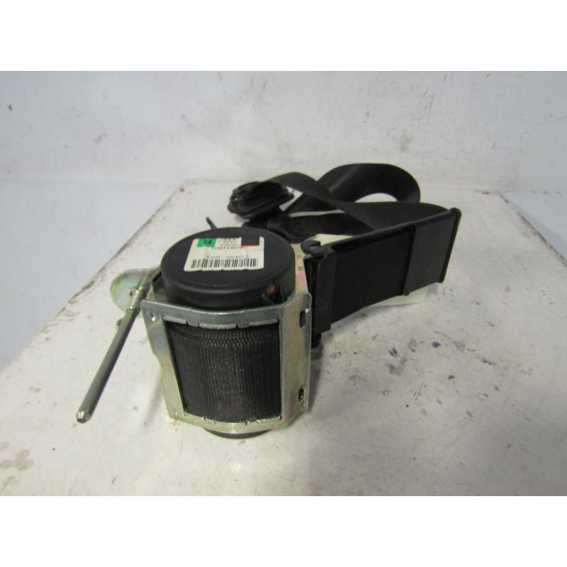 Ceinture avant droit OPEL ZAFIRA B Photo n°1