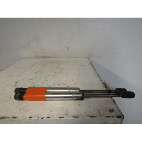 Verin de coffre VOLKSWAGEN PASSAT 4