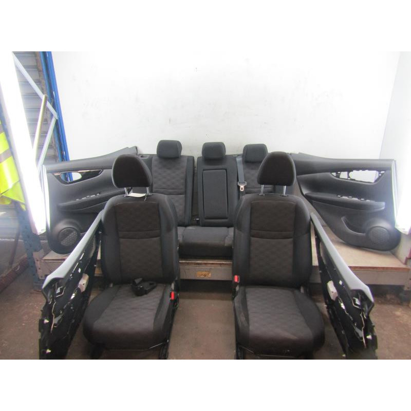 Interieur complet NISSAN QASHQAI 2 Photo n°1