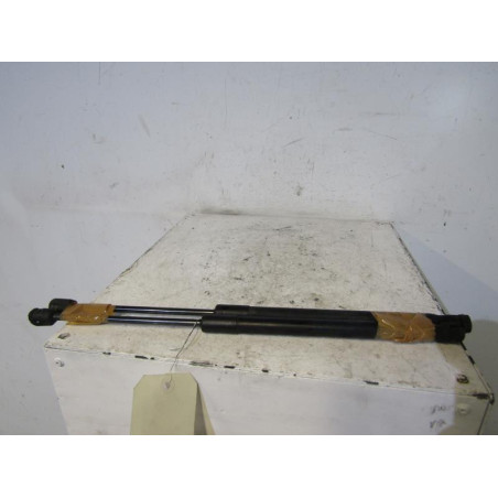 Verin de coffre SUZUKI SWIFT 3