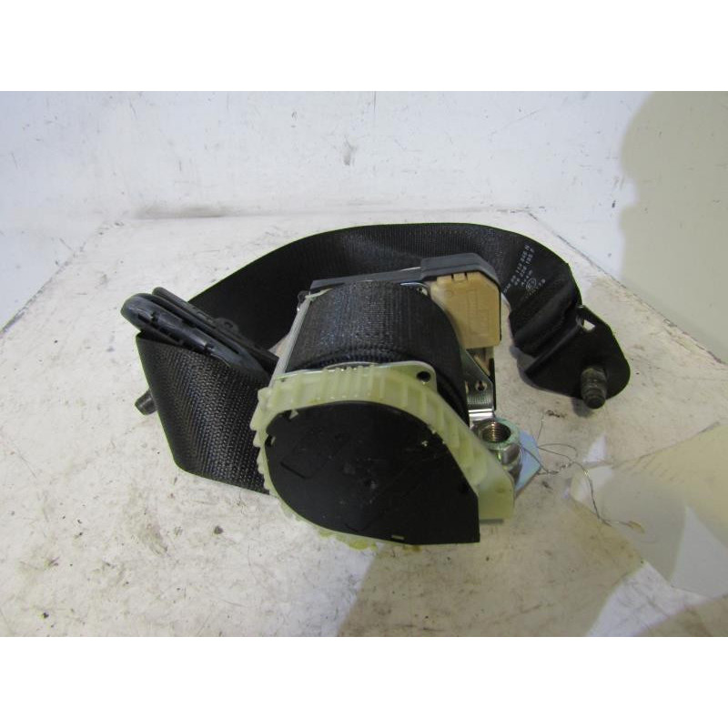 Ceinture arriere droit OPEL CORSA C Photo n°1