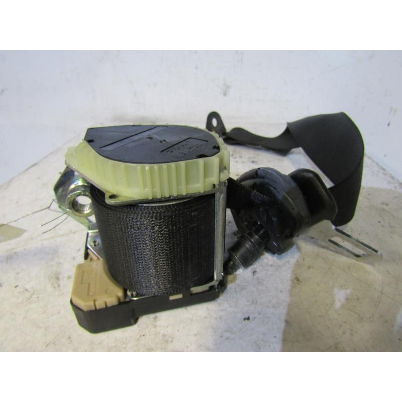 Ceinture arriere gauche OPEL CORSA C Photo n°1