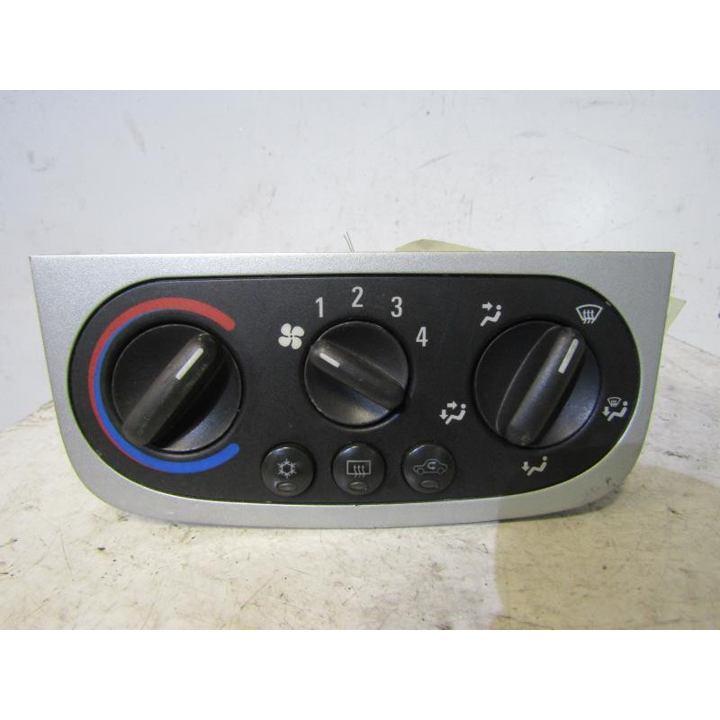Commande chauffage OPEL CORSA C Photo n°1