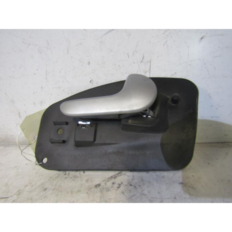 Poignee interieur arriere droit OPEL CORSA C Photo n°1