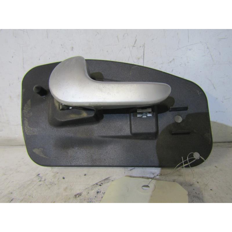 Poignee interieur arriere gauche OPEL CORSA C Photo n°1