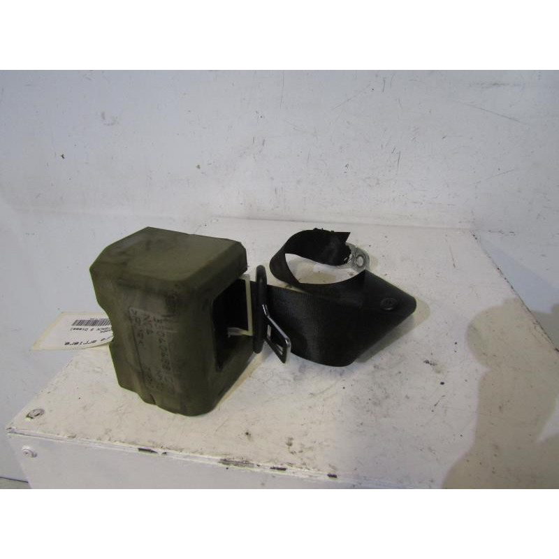 Ceinture arriere gauche AUDI A3 2 Photo n°1