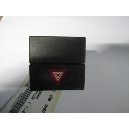 Bouton de warning OPEL MERIVA A