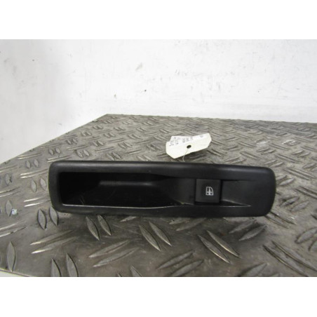 Interrupteur de leve vitre arriere gauche RENAULT SCENIC 3