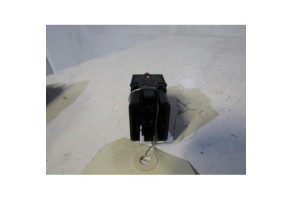 Bouton de warning VOLKSWAGEN GOLF PLUS Photo n°2