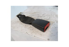 Attache ceinture arriere centrale BMW X3 E83 Photo n°1