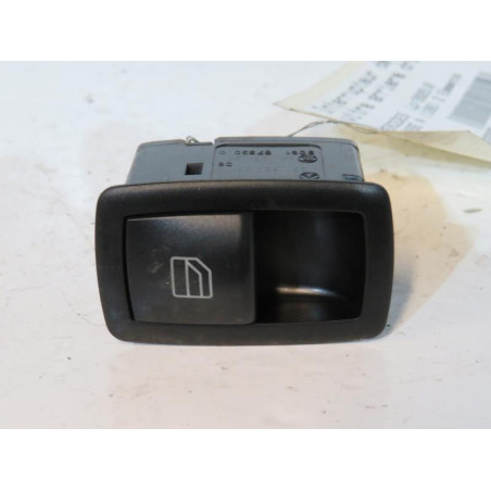 Interrupteur de leve vitre arriere droit MERCEDES CLASSE A 169