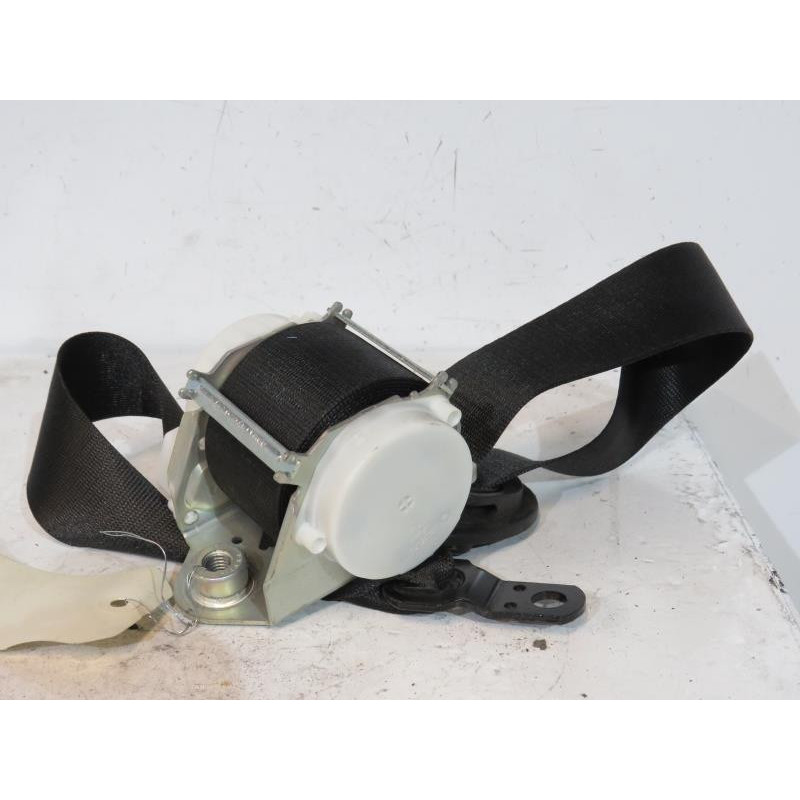 Ceinture avant gauche BMW X3 E83 Photo n°1