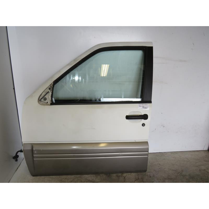 Porte avant gauche NISSAN TERRANO 2 Photo n°1