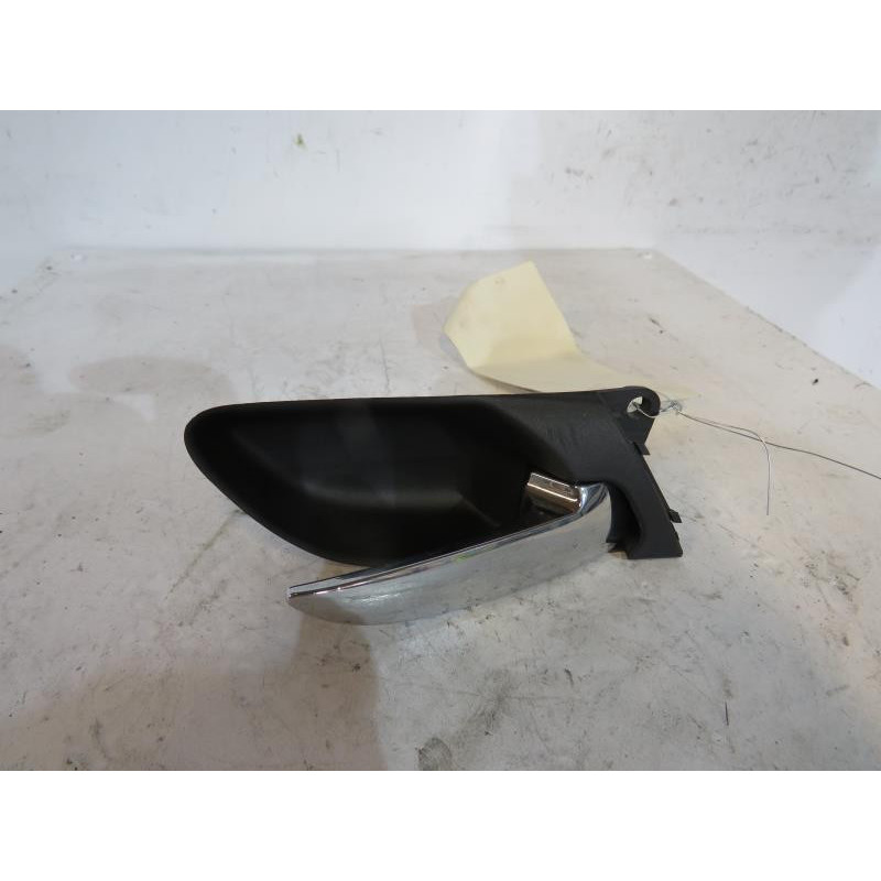 Poignee interieur arriere droit BMW SERIE 3 E46 Photo n°1
