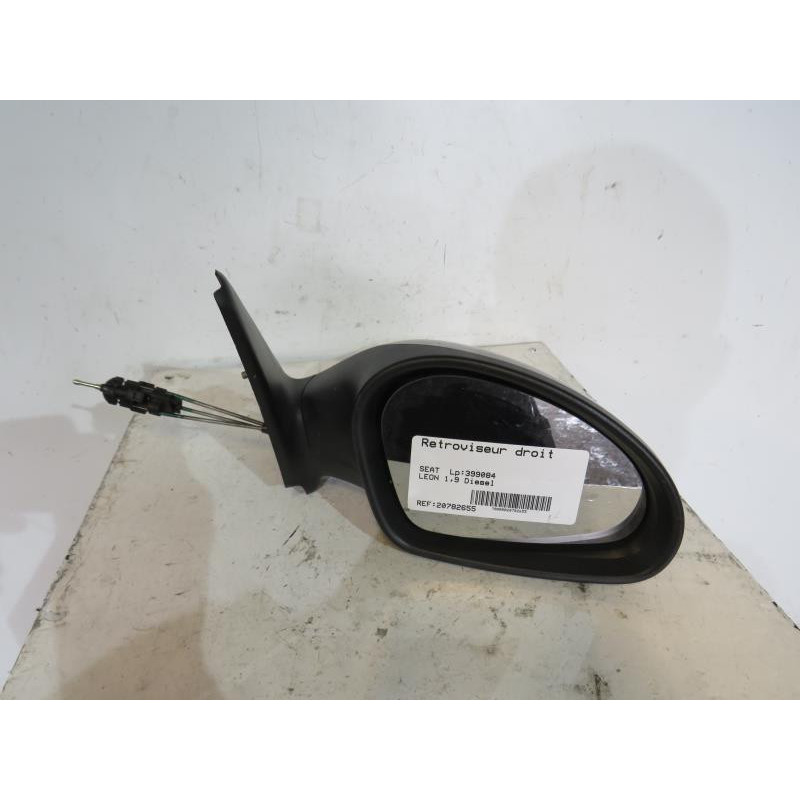 Retroviseur droit SEAT LEON 1 Photo n°1