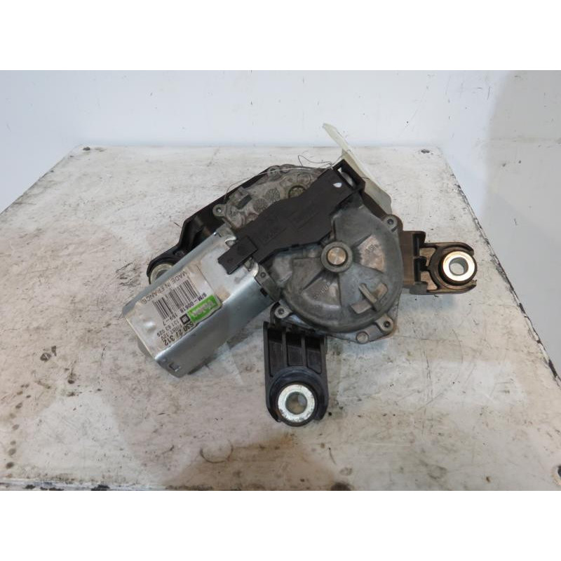 Moteur essuie glace arriere OPEL CORSA D Photo n°1