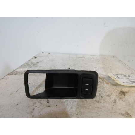 Interrupteur de leve vitre avant droit FORD C-MAX 1