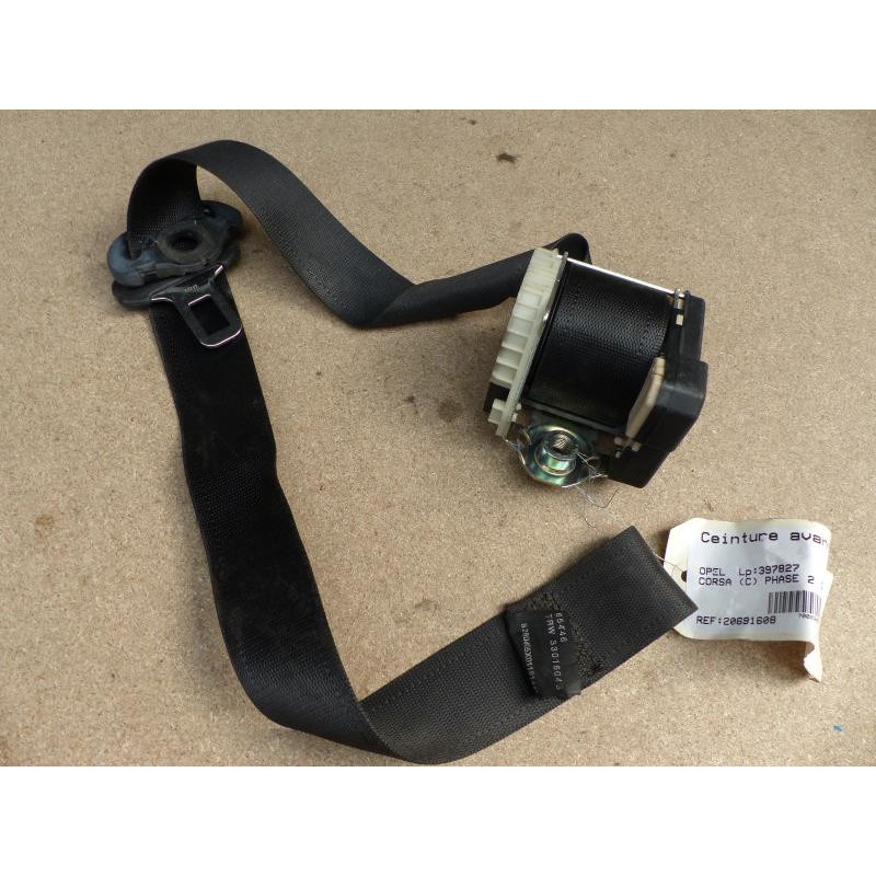 Ceinture avant droit OPEL CORSA C Photo n°1