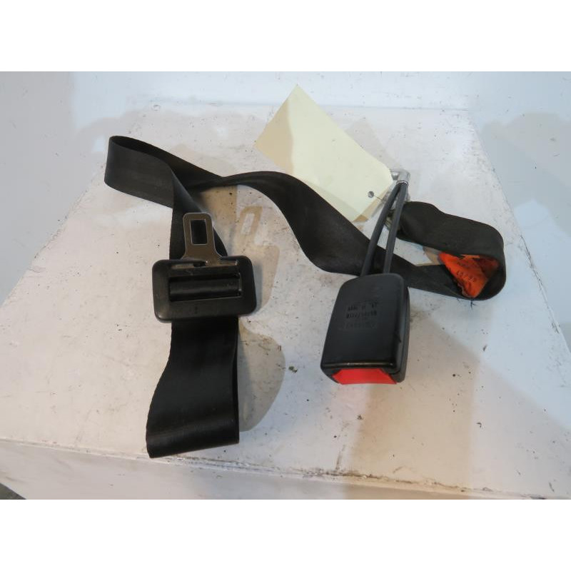Attache ceinture arriere gauche SEAT IBIZA 2 Photo n°1