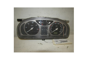 Compteur RENAULT LAGUNA 2 Photo n°1