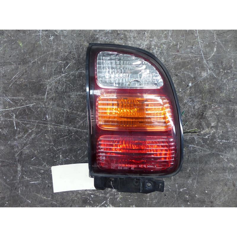 Feu arriere principal droit (feux) TOYOTA RAV4 1 Photo n°1