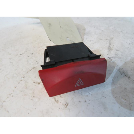 Bouton de warning FIAT STILO