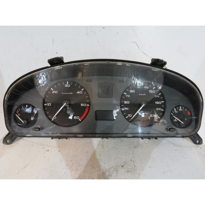 Compteur PEUGEOT 406 Photo n°1