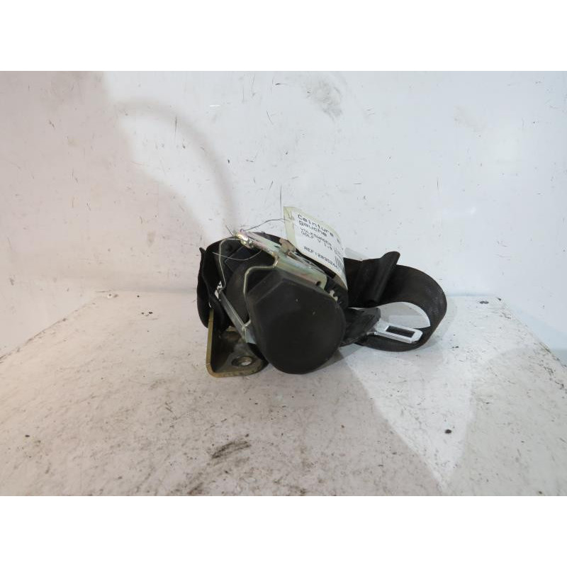 Ceinture arriere gauche VOLKSWAGEN GOLF 5 Photo n°1