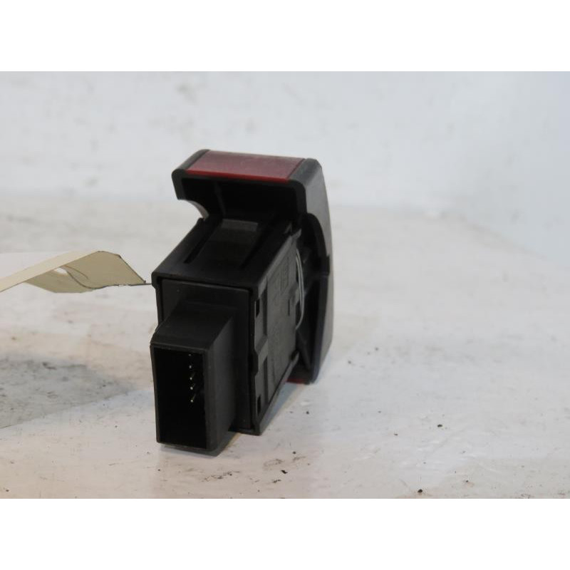 Bouton de warning OPEL CORSA C Photo n°1