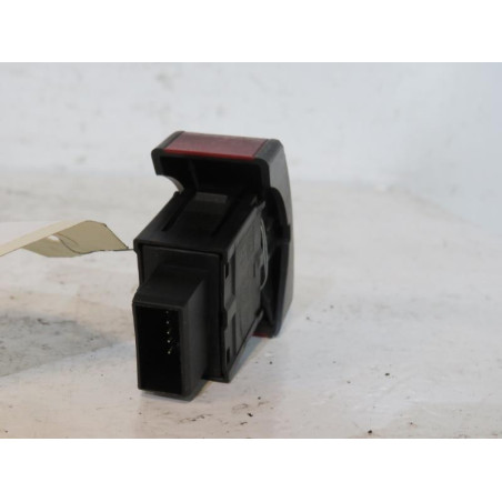 Bouton de warning OPEL CORSA C