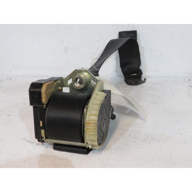 Ceinture arriere gauche OPEL CORSA C Photo n°1
