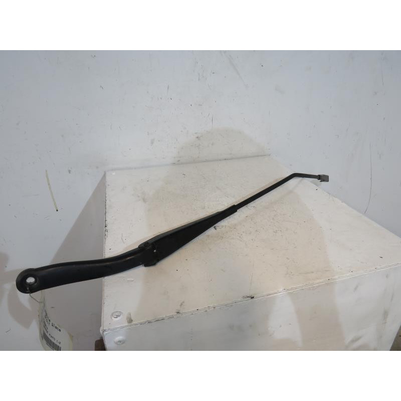 Bras essuie glace avant droit FIAT GRANDE PUNTO Photo n°1
