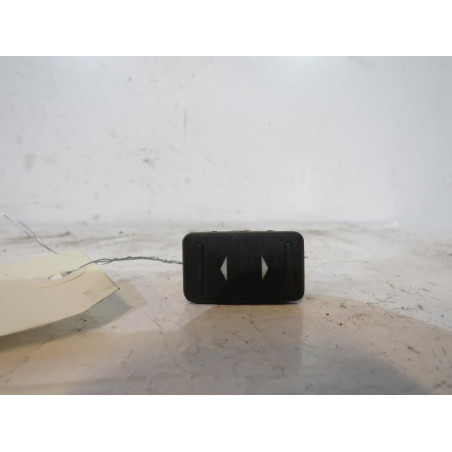 Interrupteur de leve vitre arriere droit FORD C-MAX 1