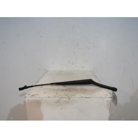 Bras essuie glace avant gauche VOLKSWAGEN GOLF 5
