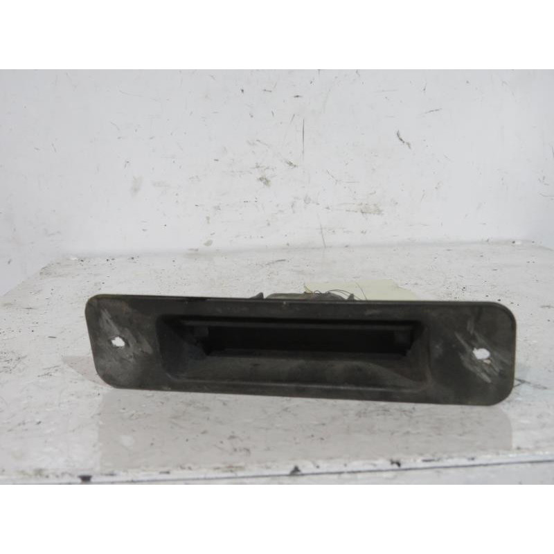 Bouton de coffre CITROEN C8 Photo n°1