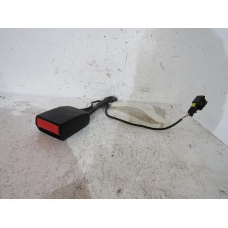 Attache ceinture arriere gauche CITROEN C6