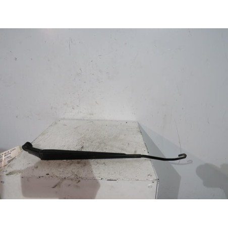 Bras essuie glace avant gauche TOYOTA AVENSIS 2