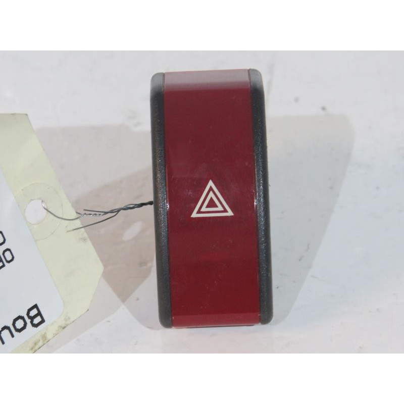 Bouton de warning OPEL CORSA C Photo n°1