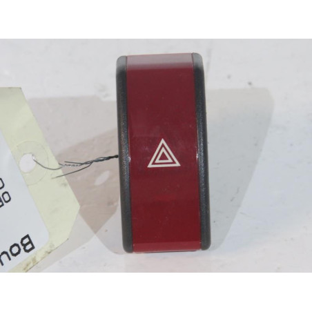 Bouton de warning OPEL CORSA C