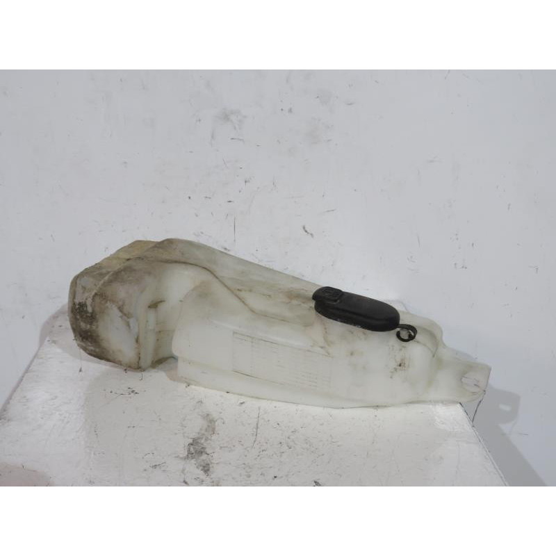 Vase de lave glace DACIA SANDERO 1 Photo n°1