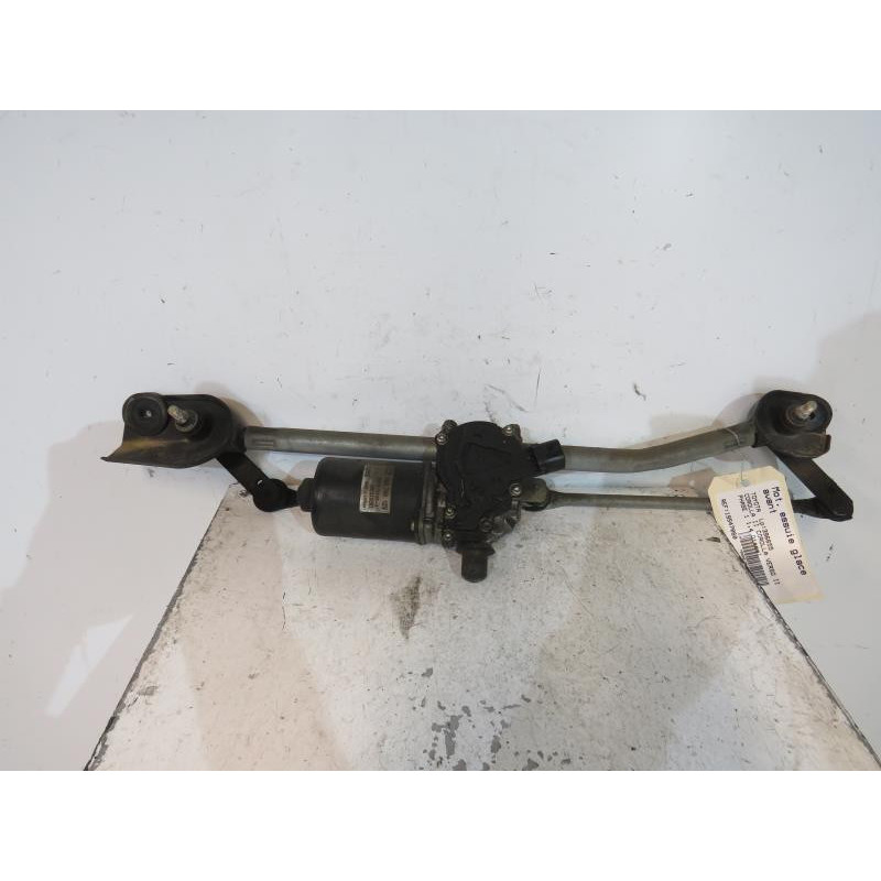 Moteur essuie glace avant TOYOTA COROLLA 10 Photo n°1